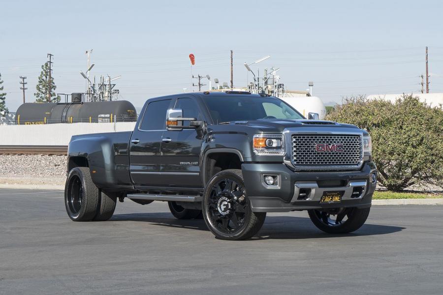 GMC Sierra Denali HD on Forgiato Wheels (Forata) '2017